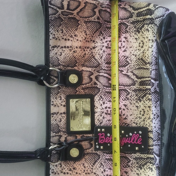 Betsy Johnson Tote - Picture 13 of 14